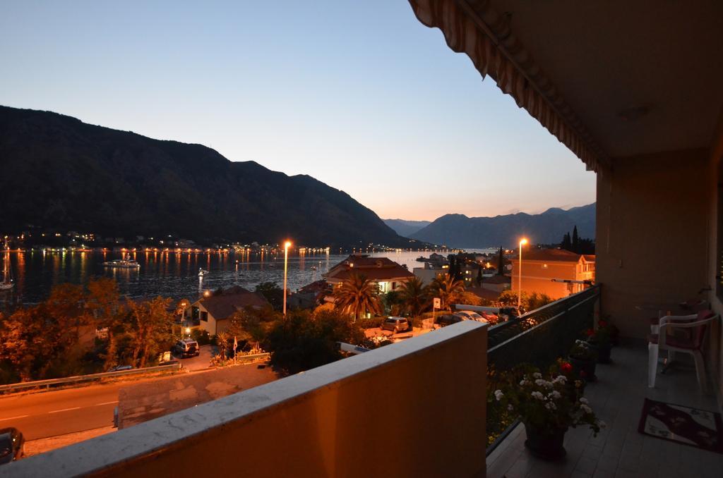 Apartments Kordic Cattaro Esterno foto