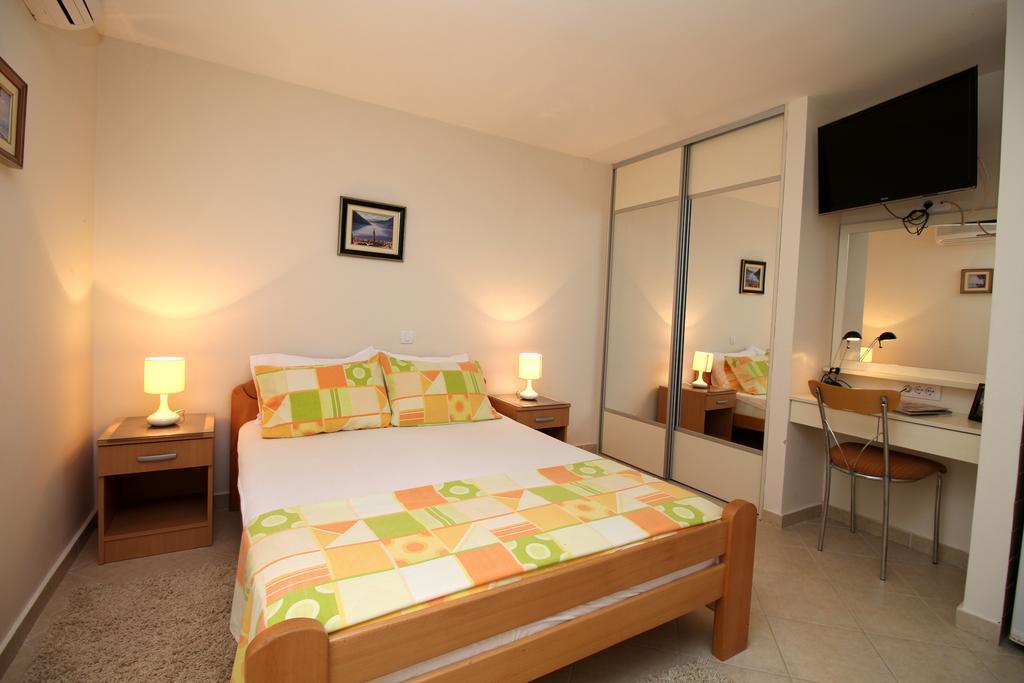 Apartments Kordic Cattaro Esterno foto